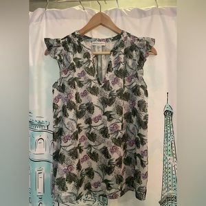 NWT: Cupcakes & Cashmere Sleeveless, Split-Neck Blouse